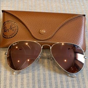 Ray ban aviator sunglasses
